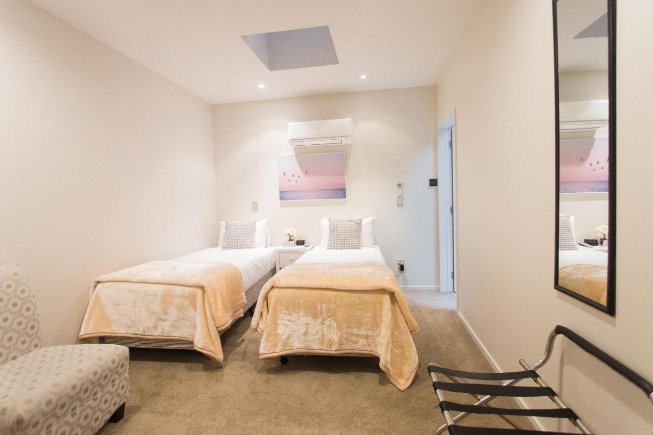 Colombo Lodge Hotel Christchurch Esterno foto